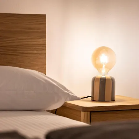 Ek Renting * أذيخي